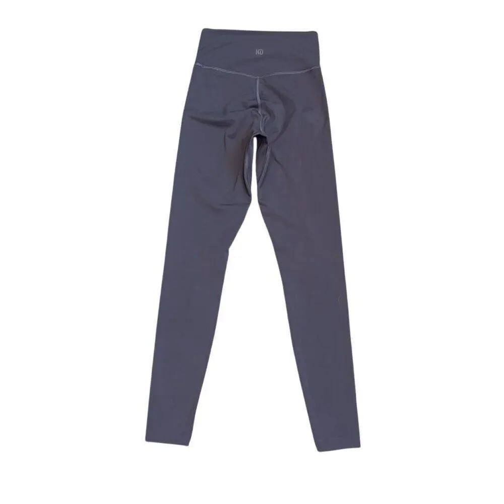 10 Tree InMotion High Rise Leggings TenTree - Picture 4 of 10